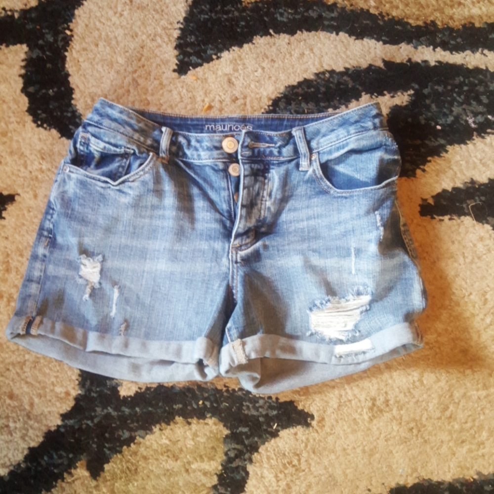 Maurice's shorts